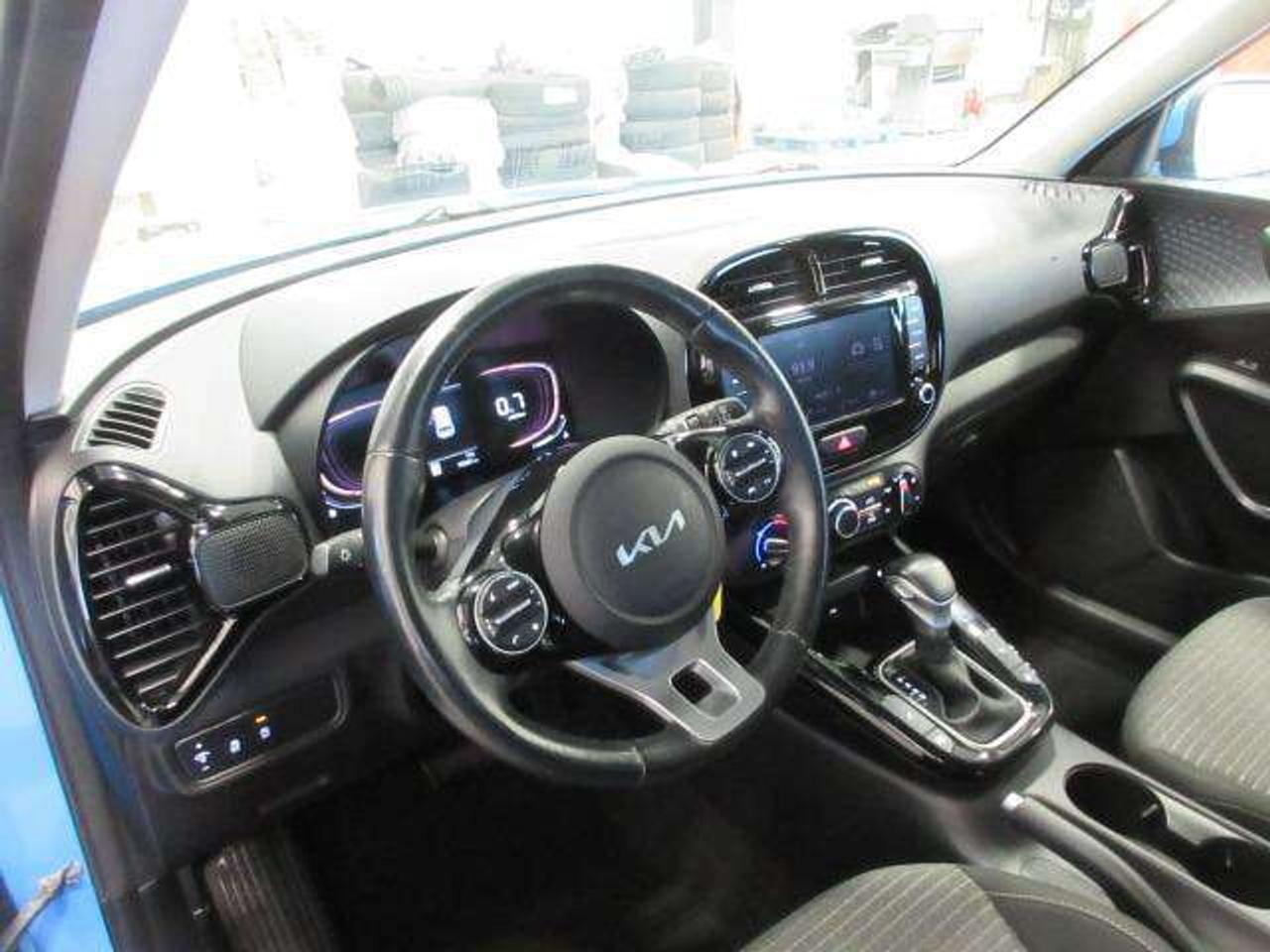 2023 Kia Soul EX, HTD. SEATS, A/C, BT, APPLE/ANDROID, 75K! Photo
