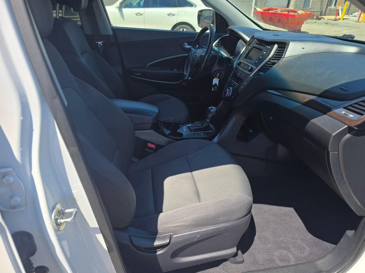 2017 Hyundai Santa Fe Sport FWD 4dr 2.4L Premium Photo
