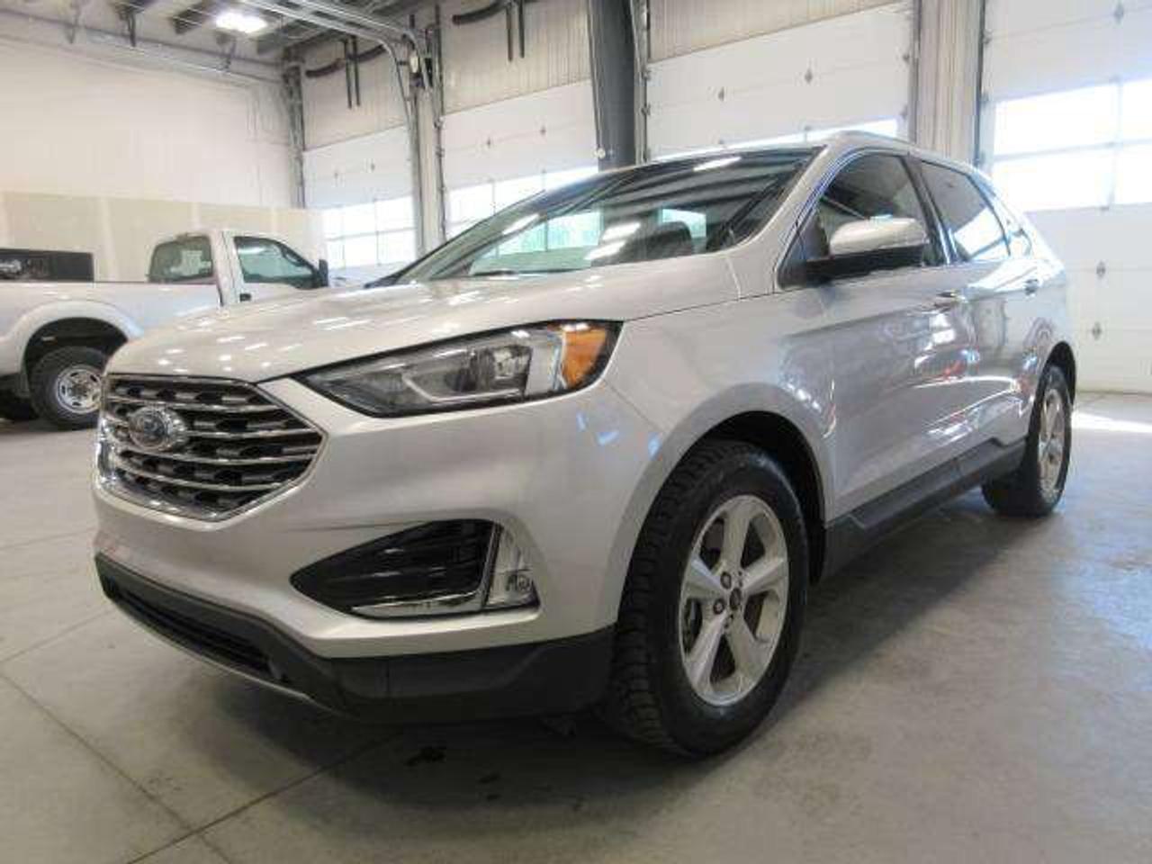 2019 Ford Edge SEL AWD, HTD. SEATS, A/C, APPLE/ANDROID, JUST 64K! Photo
