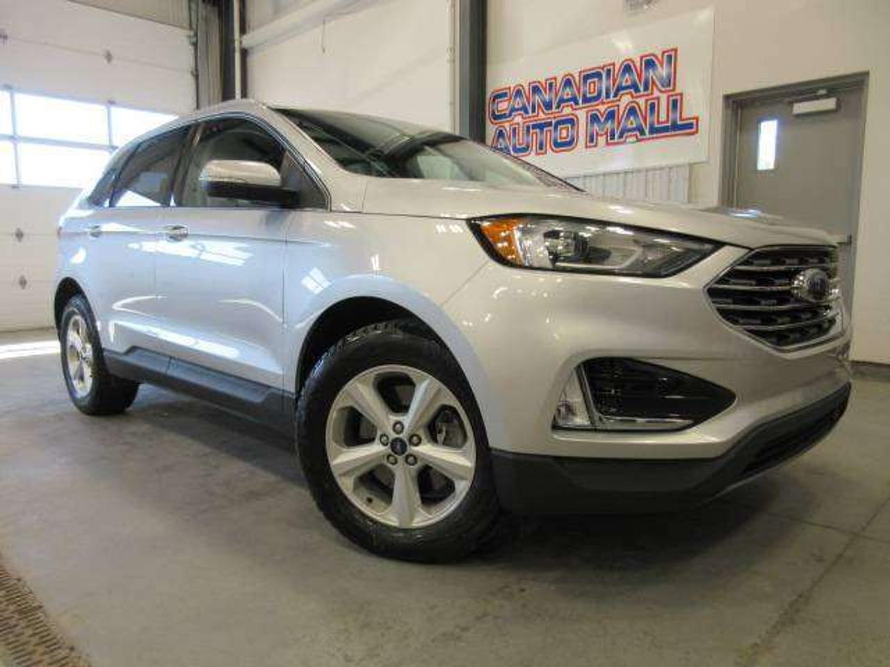 2019 Ford Edge SEL AWD, HTD. SEATS, A/C, APPLE/ANDROID, JUST 64K! Photo
