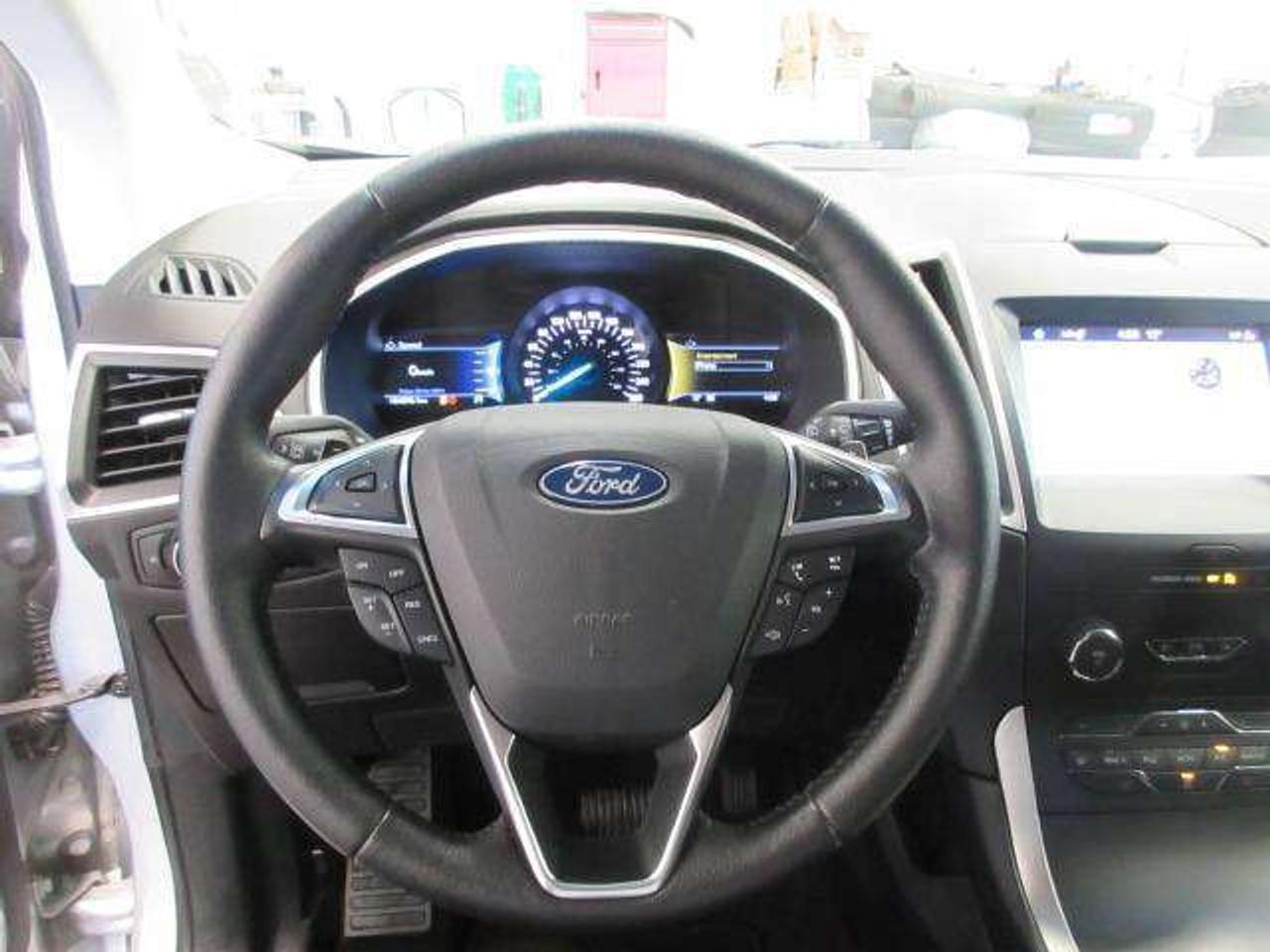 2019 Ford Edge SEL AWD, HTD. SEATS, A/C, APPLE/ANDROID, JUST 64K! Photo
