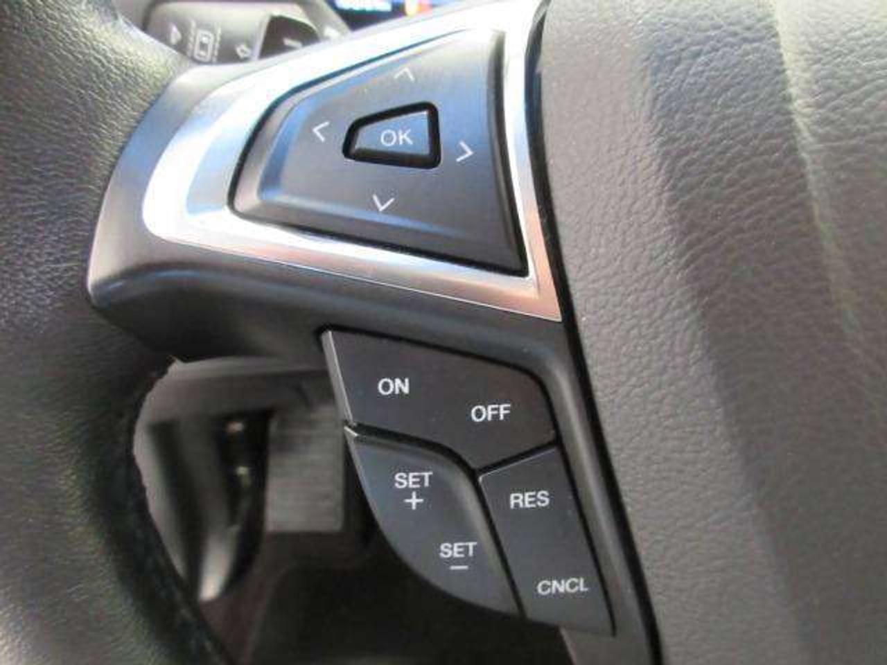2019 Ford Edge SEL AWD, HTD. SEATS, A/C, APPLE/ANDROID, JUST 64K! Photo