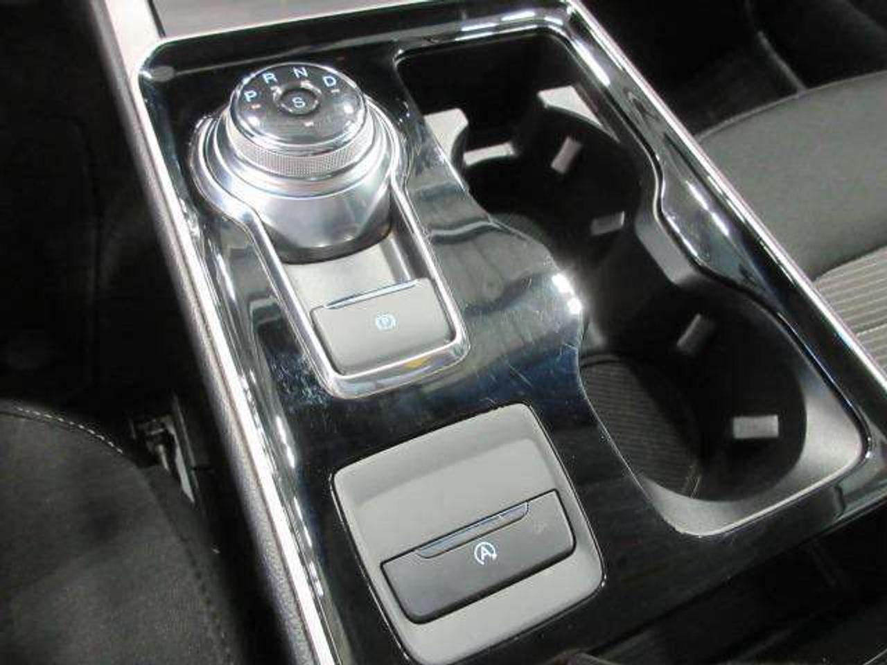 2019 Ford Edge SEL AWD, HTD. SEATS, A/C, APPLE/ANDROID, JUST 64K! Photo