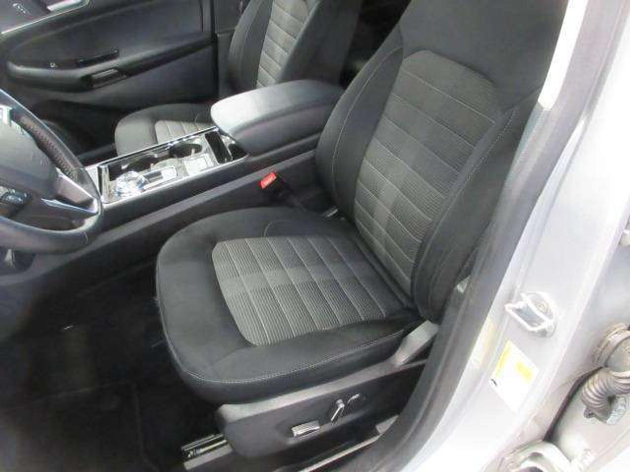 2019 Ford Edge SEL AWD, HTD. SEATS, A/C, APPLE/ANDROID, JUST 64K! Photo