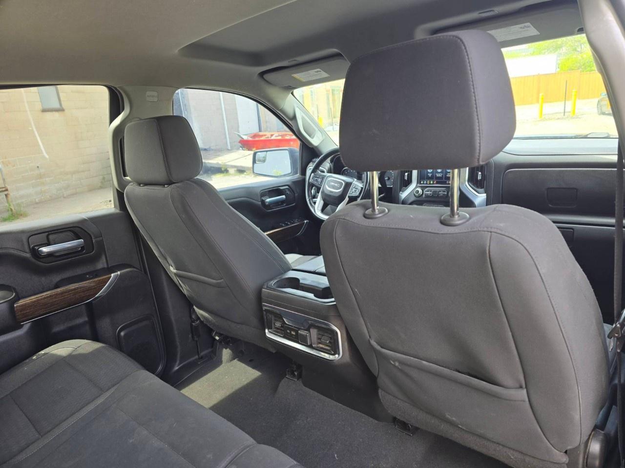 2020 GMC Sierra 1500 Crew Cab Short Box 4-Wheel Drive Elevation Photo