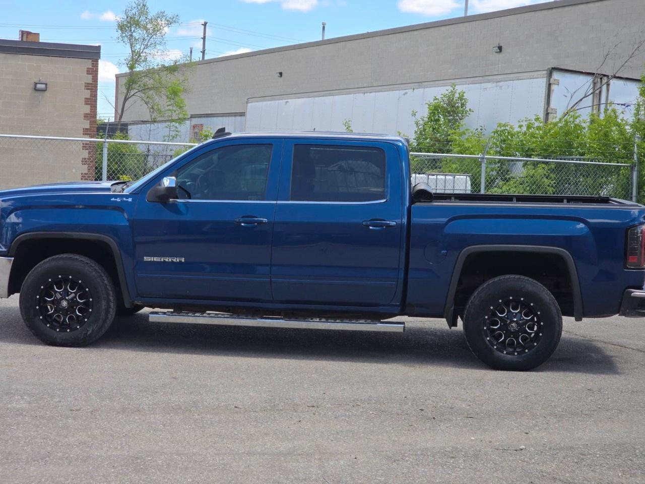 2016 GMC Sierra 1500 4WD Crew Cab Short Box SLE Photo