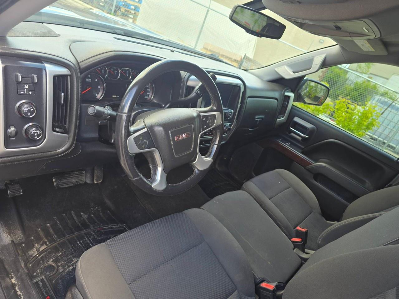 2016 GMC Sierra 1500 4WD Crew Cab Short Box SLE Photo