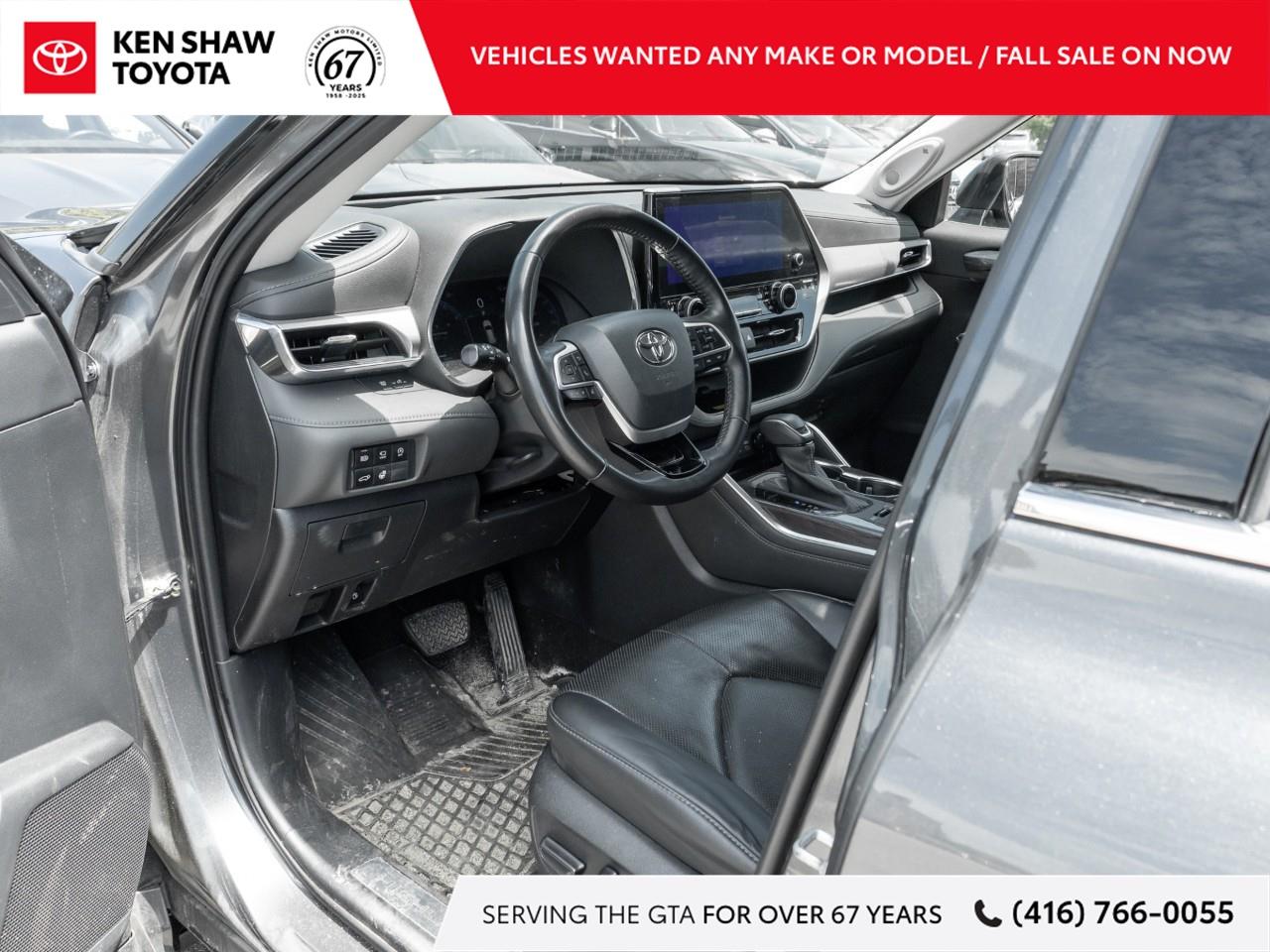 2023 Toyota Highlander LE 4dr All-wheel Drive Photo