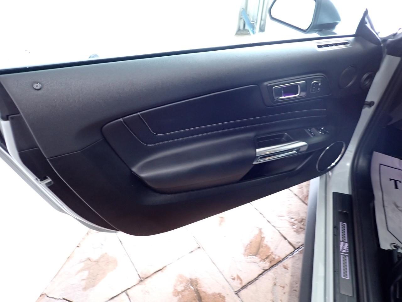 2021 Ford Mustang Mach 1 FASTBACK LEATHER NAVI HANDLING PKG ELITE PKG Photo