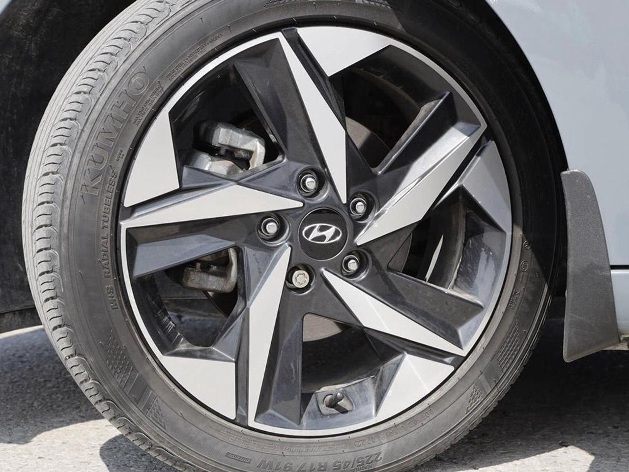 2021 Hyundai Elantra Ultimate Tech 4dr Sedan Photo