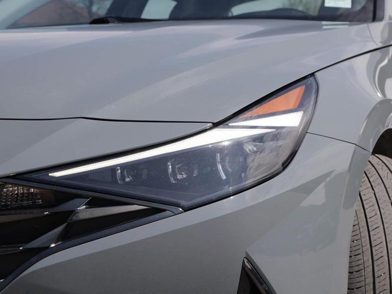 2021 Hyundai Elantra Ultimate Tech 4dr Sedan Photo