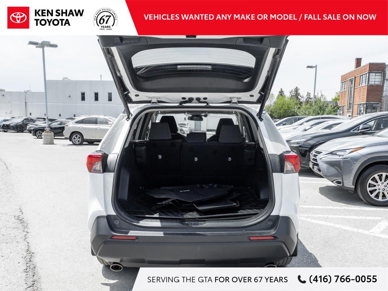 2023 Toyota RAV4 Hybrid XLE 4dr All-Wheel Drive Photo
