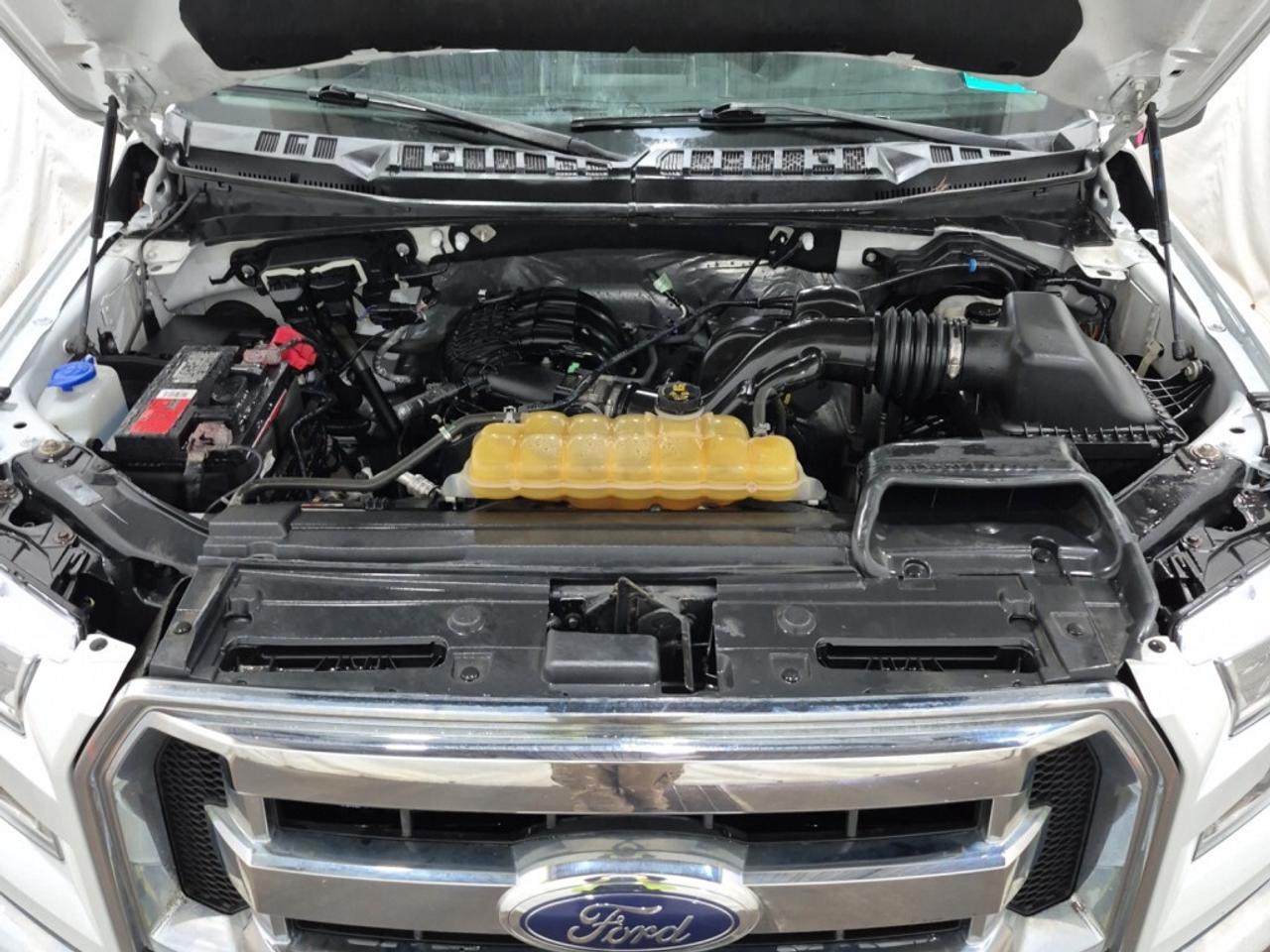 2017 Ford F-150 XLT - Crew Cab - 3.5L Ecoboost - 6.5Ft Box Photo