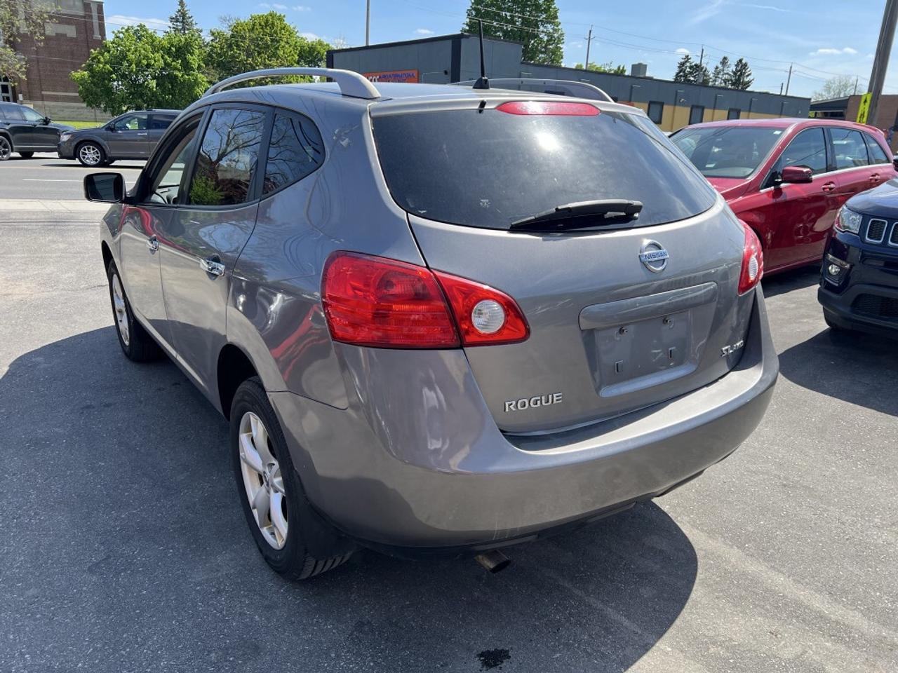 2010 Nissan Rogue S 4dr All-wheel Drive Photo3