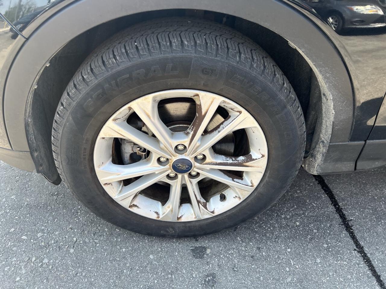 2019 Ford Escape SEL 4dr 4x4 Automatic Photo