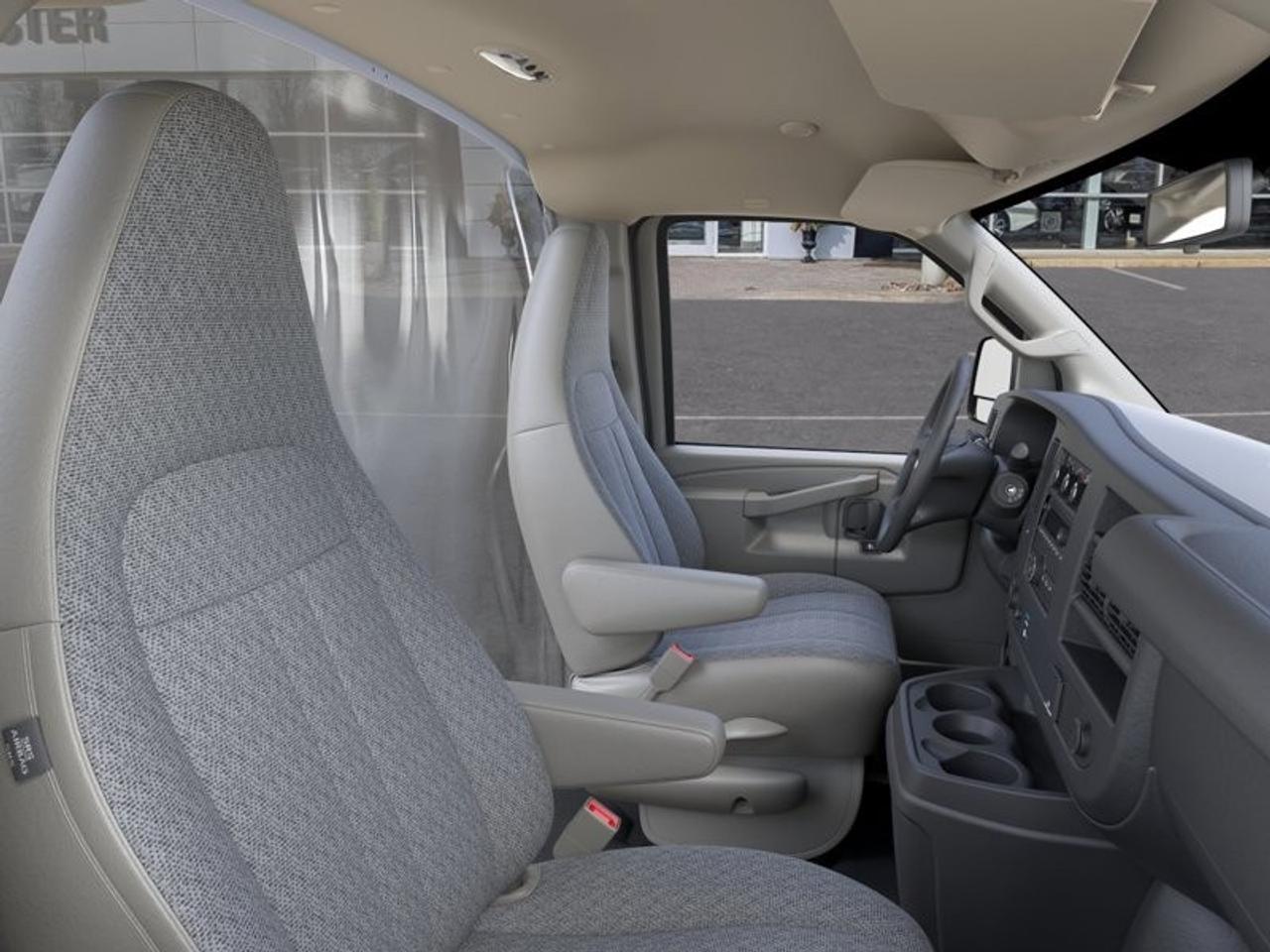 2026 GMC Savana Commercial Cutaway 3500 Van 139" Photo