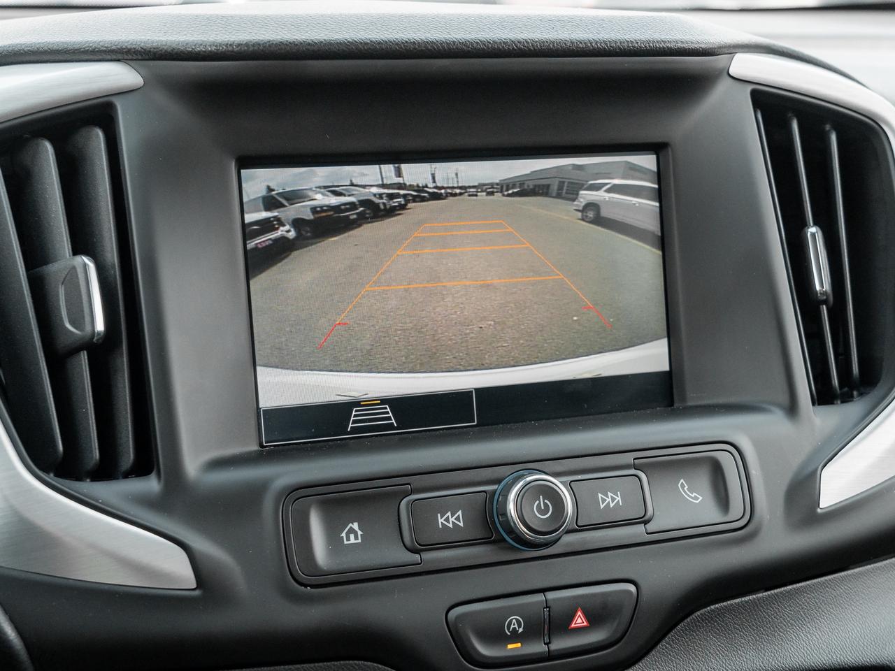 2024 GMC Terrain SLE 4dr Front-Wheel Drive Photo