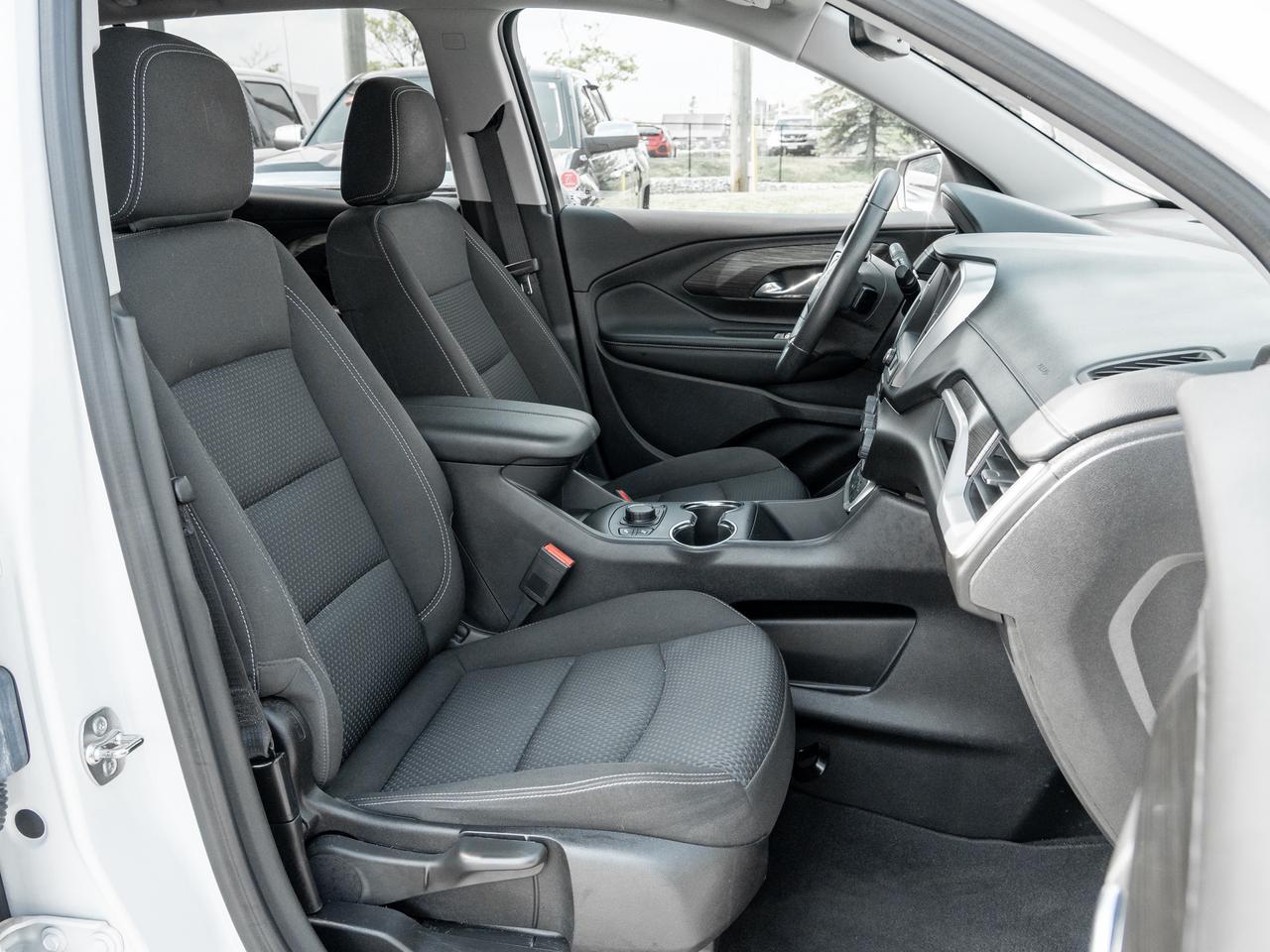 2024 GMC Terrain SLE 4dr Front-Wheel Drive Photo