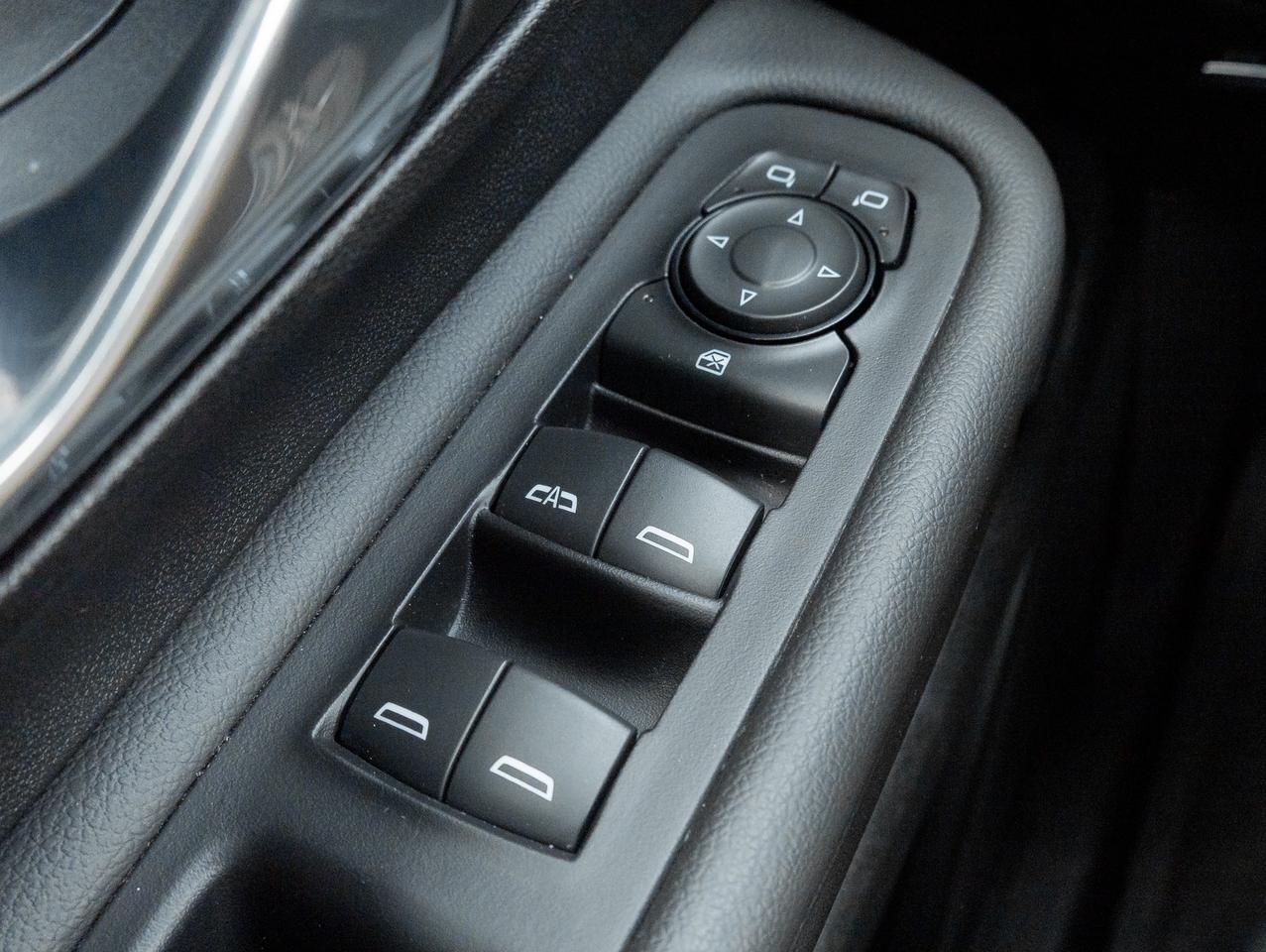2024 GMC Terrain SLE 4dr All-Wheel Drive Photo