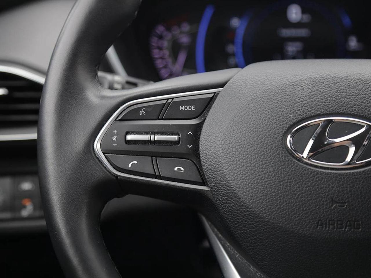 2019 Hyundai Santa Fe Ultimate 2.0  (A8) 4dr All-Wheel Drive Photo