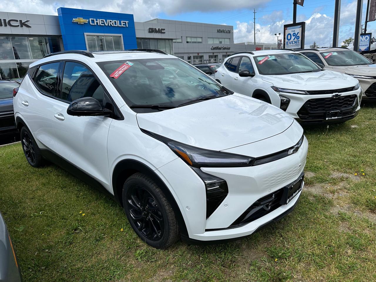 2027 Chevrolet Bolt RS 4dr Photo2