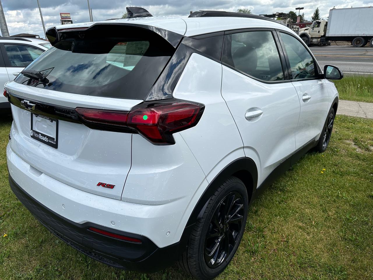 2027 Chevrolet Bolt RS 4dr Photo