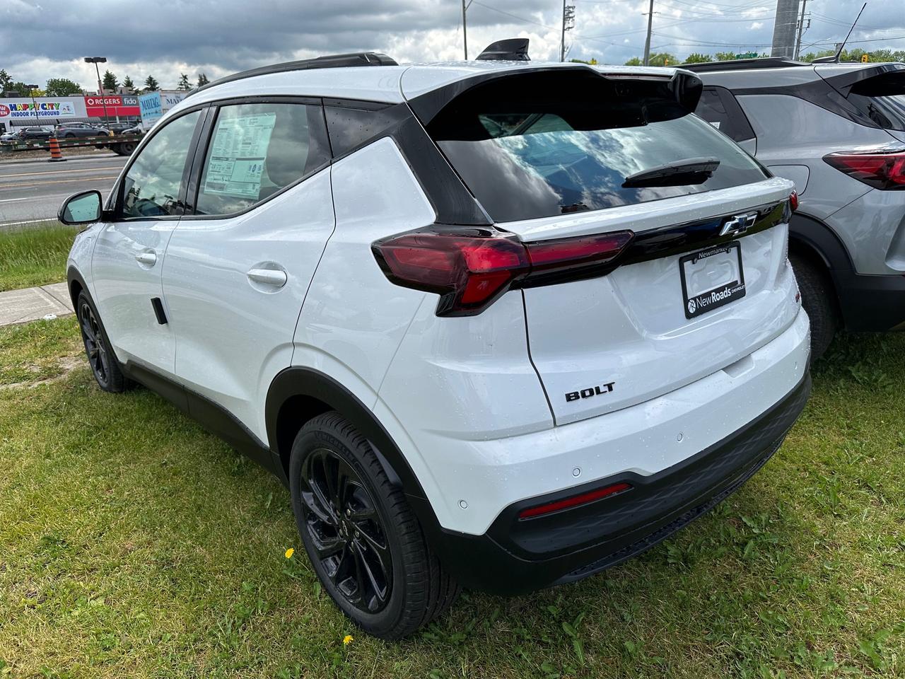 2027 Chevrolet Bolt RS 4dr Photo