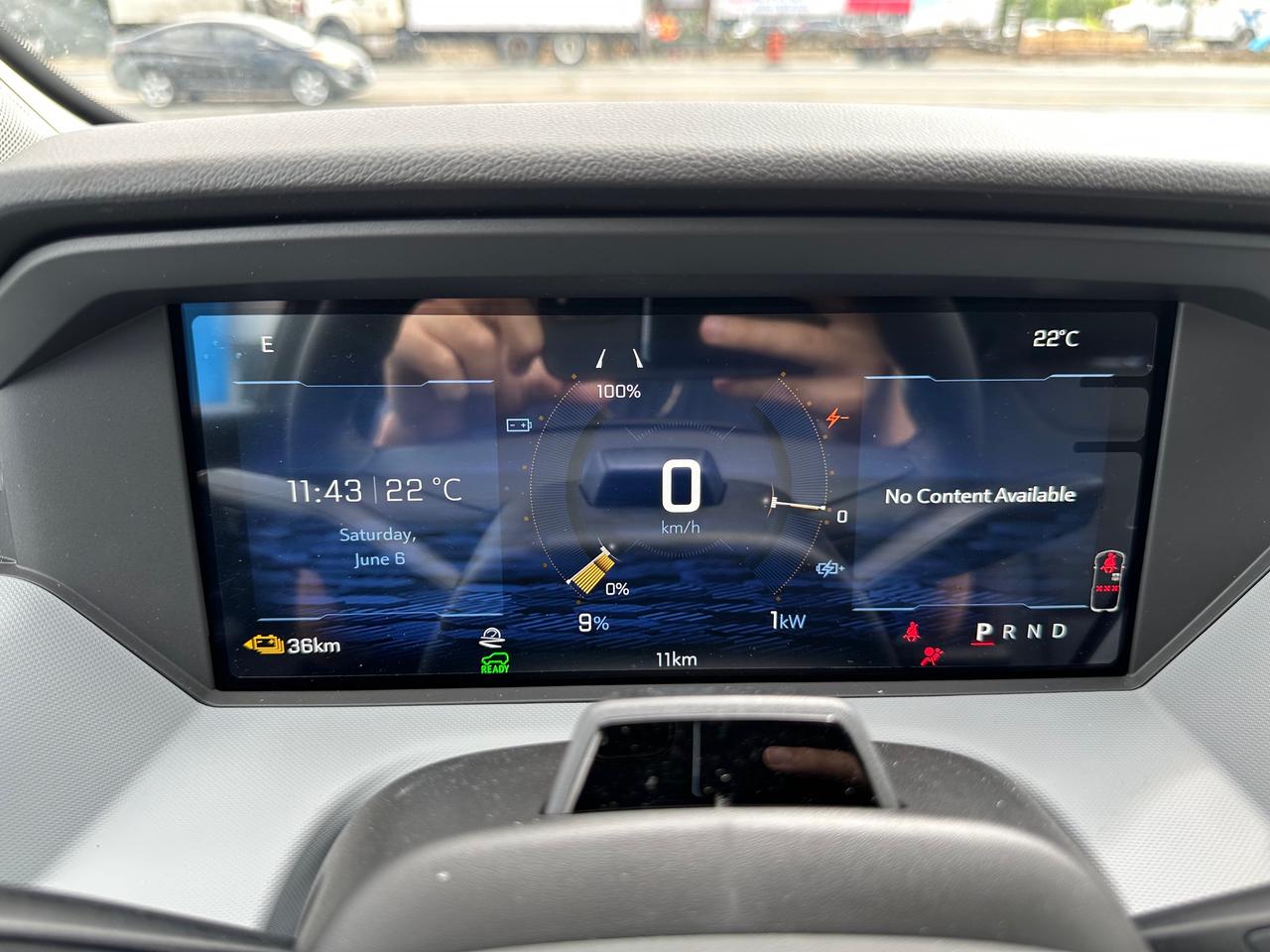 2027 Chevrolet Bolt RS 4dr Photo