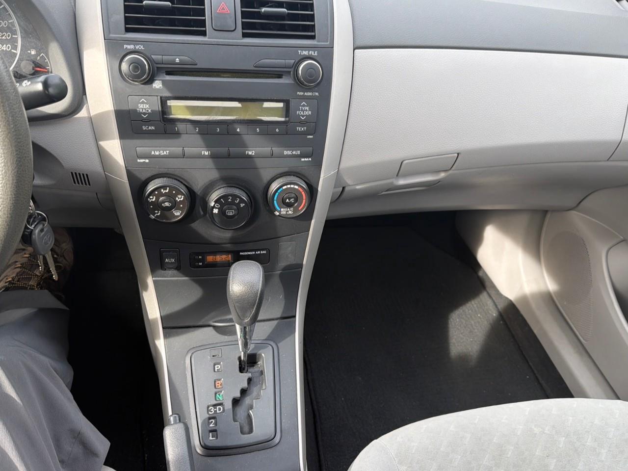 2010 Toyota Corolla  Photo