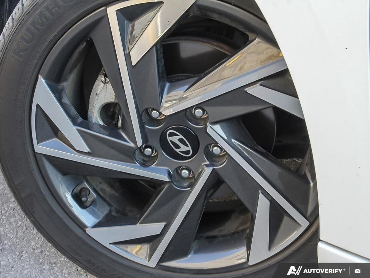 2024 Hyundai Elantra Preferred w/Tech Pkg 4dr Sedan Photo