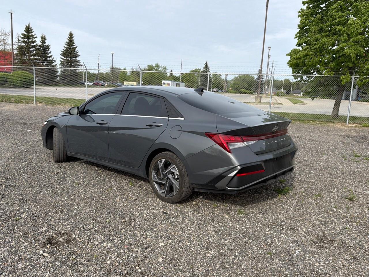 2024 Hyundai Elantra  Photo