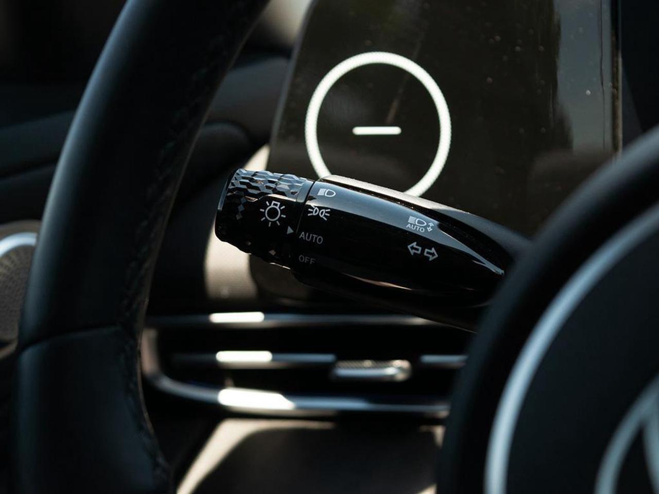 2024 Hyundai Elantra  Photo