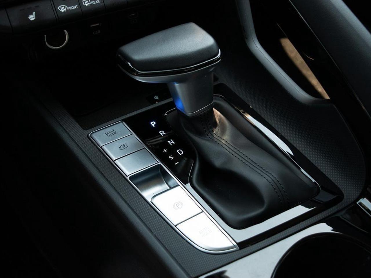 2024 Hyundai Elantra  Photo