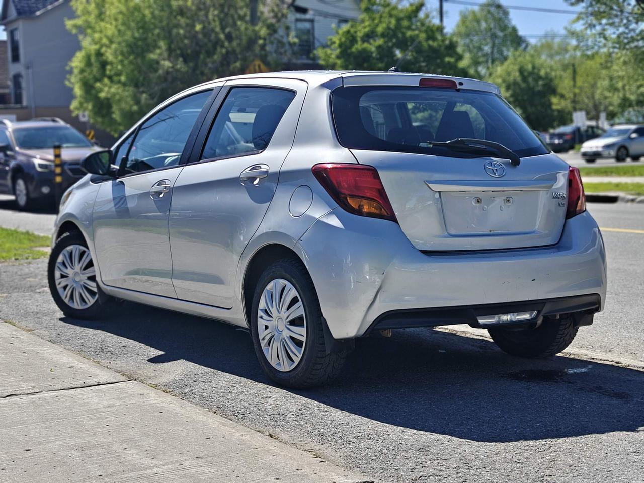 2015 Toyota Yaris LE (A4) 5dr Hatchback Photo