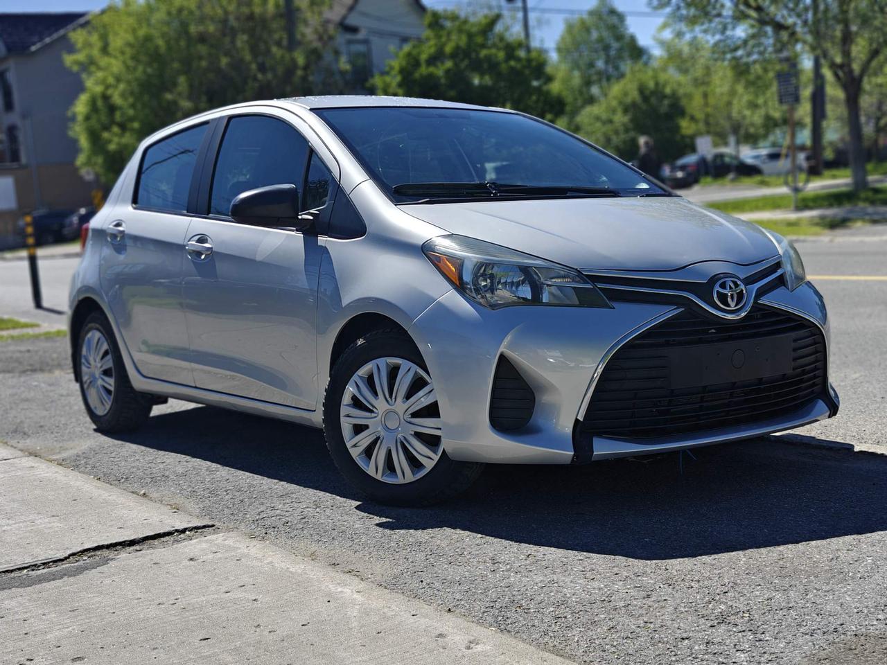 2015 Toyota Yaris LE (A4) 5dr Hatchback Photo
