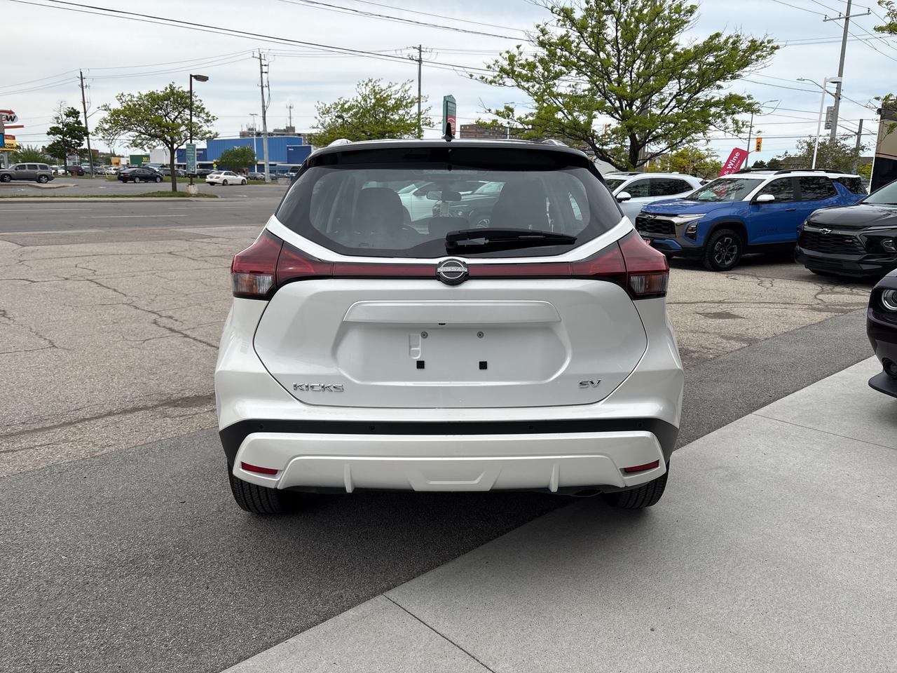 2024 Nissan Kicks SV FWD Remote Start Back Up Cam Heated Front Seats Photo