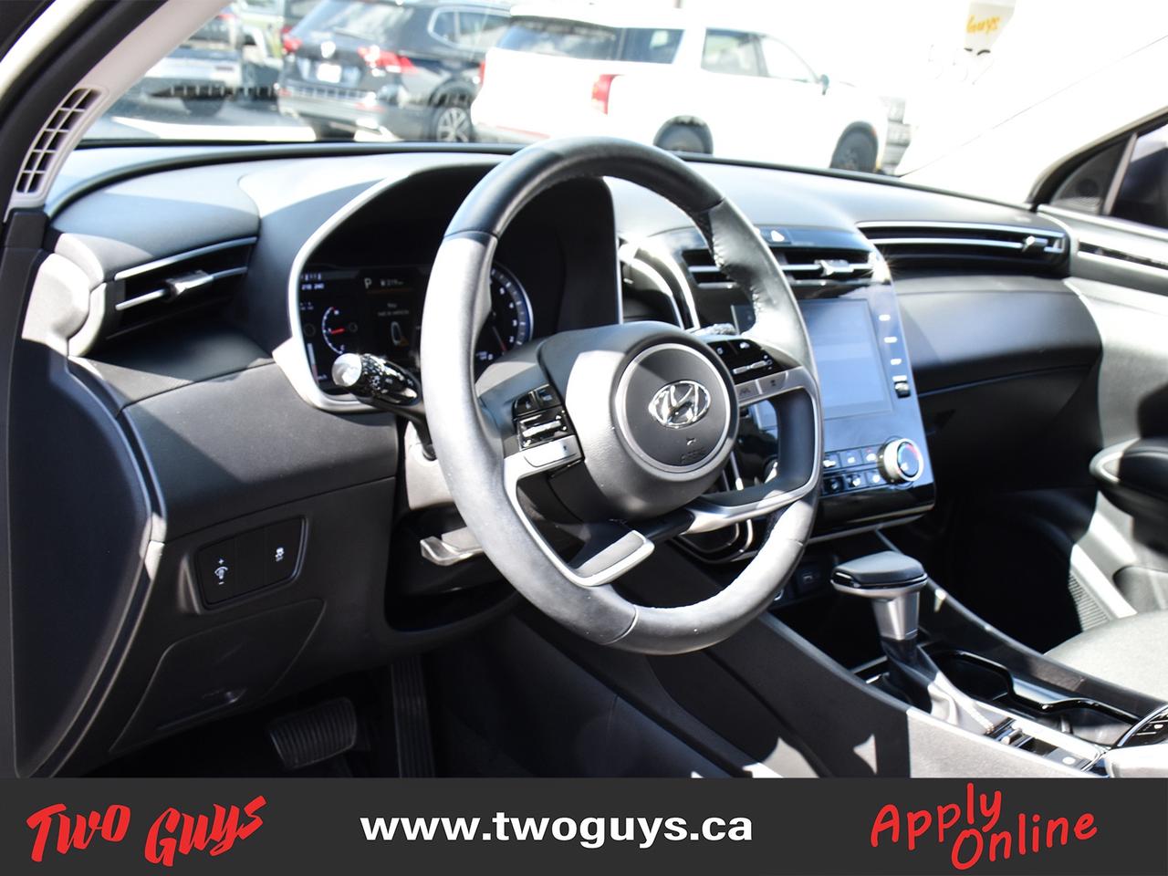 2023 Hyundai Tucson Preferred   AWD   WOW KMS   Htd Cloth Photo