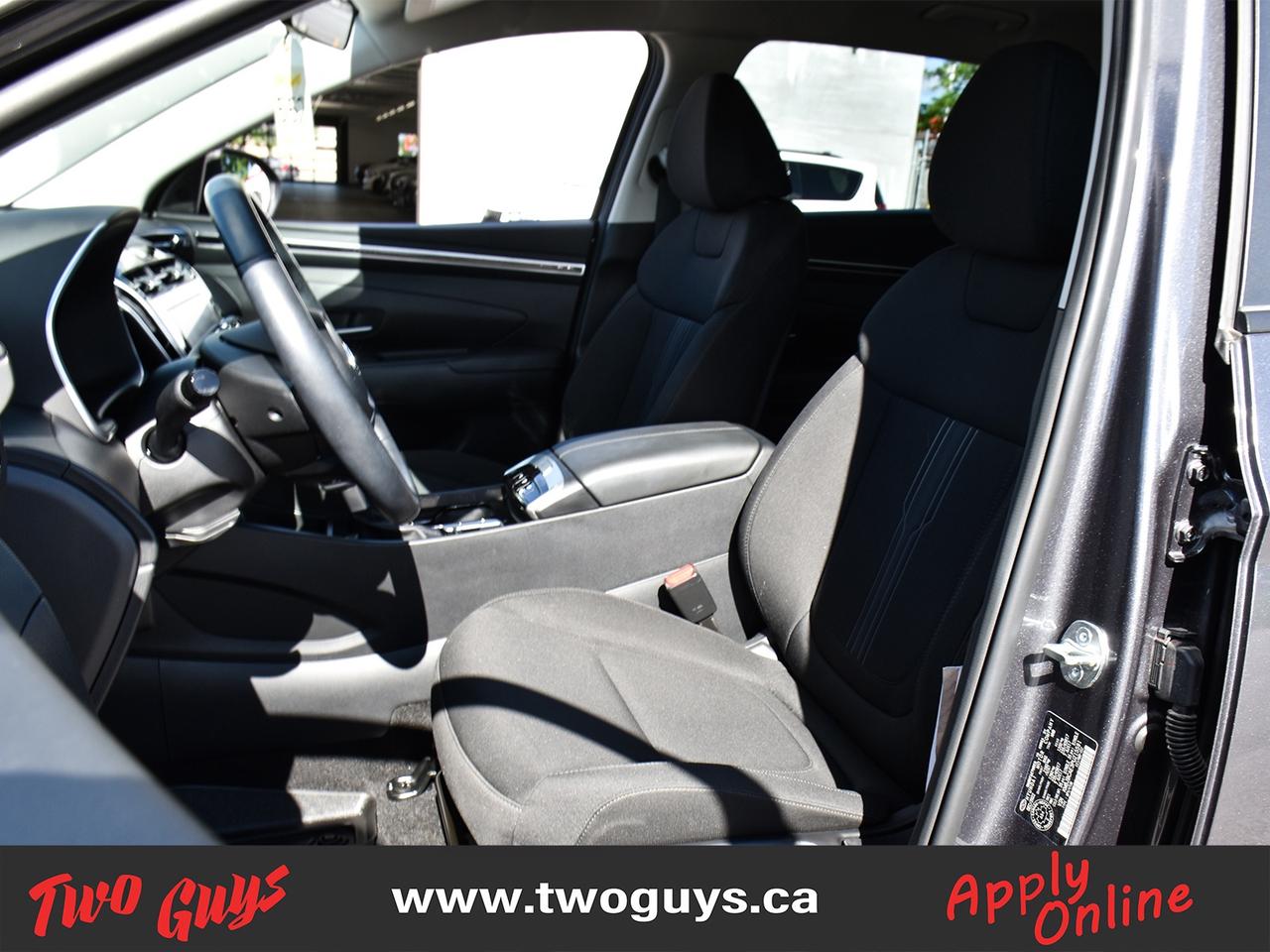 2023 Hyundai Tucson Preferred   AWD   WOW KMS   Htd Cloth Photo