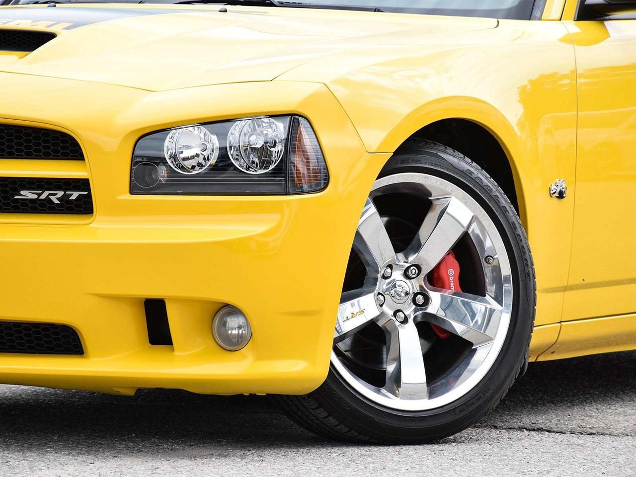 2007 Dodge Charger SRT-8 Super Bee   #932 of 1,000   ONLY 40,000 KM! Photo