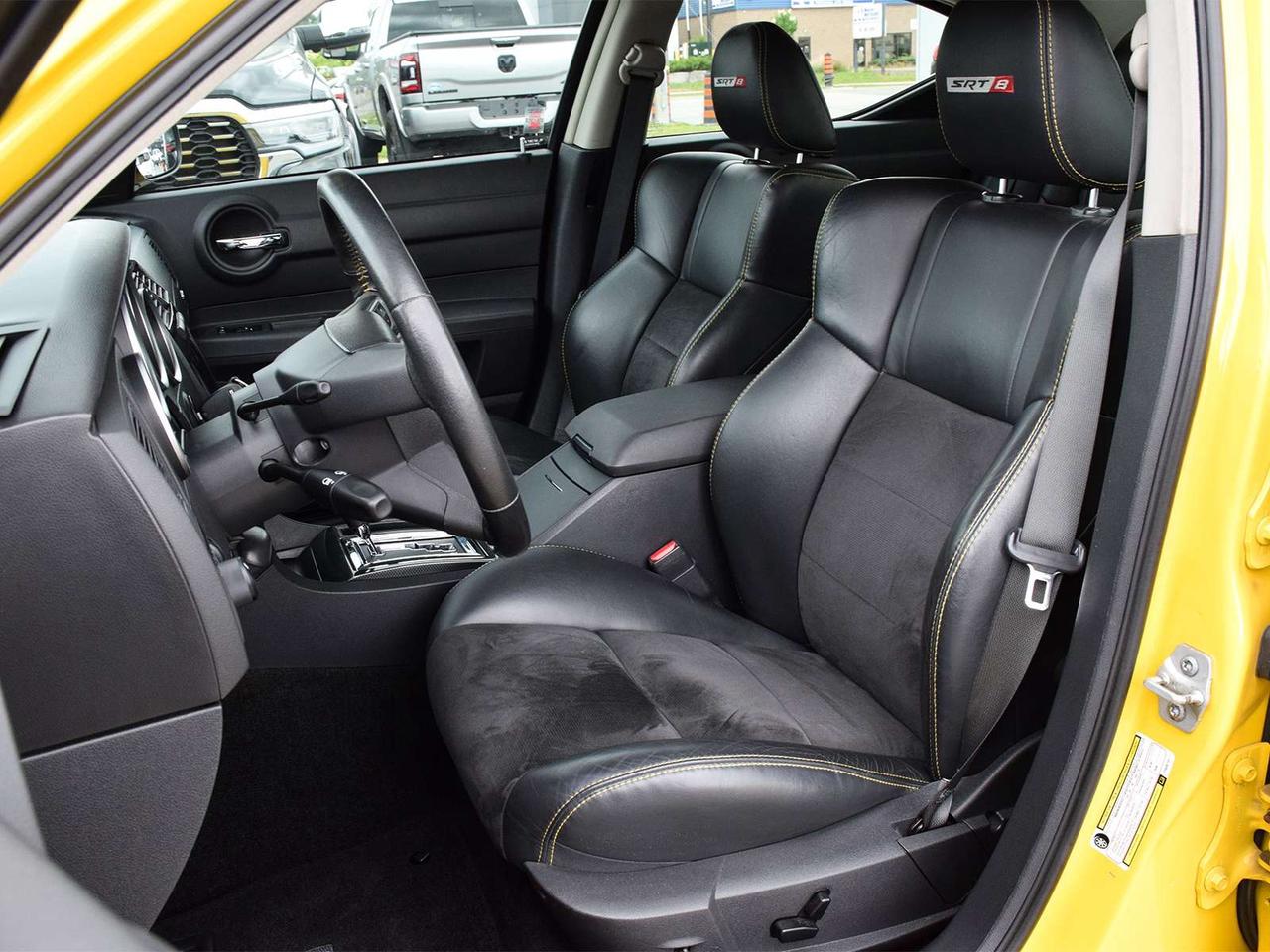 2007 Dodge Charger SRT-8 Super Bee   #932 of 1,000   ONLY 40,000 KM! Photo