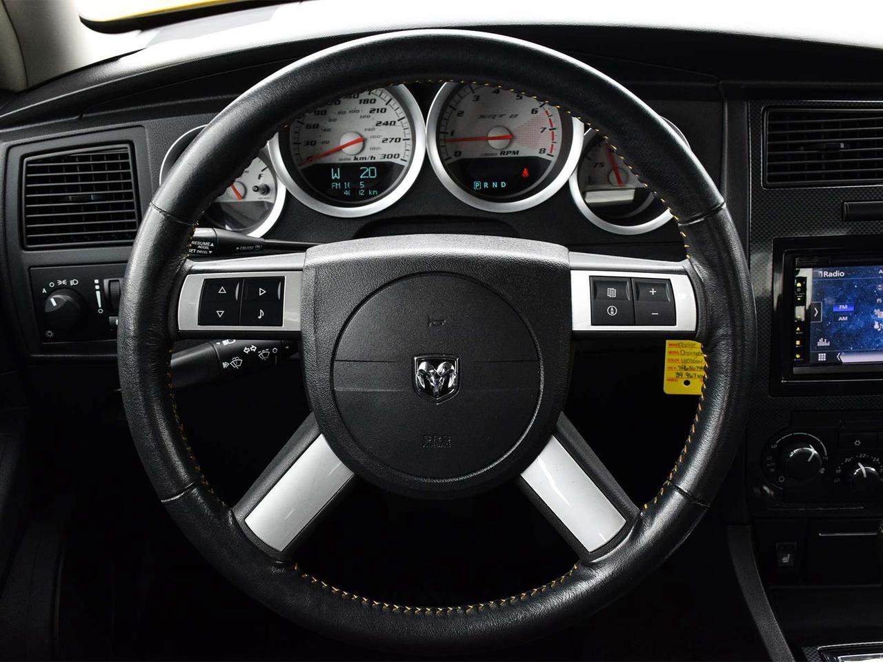 2007 Dodge Charger SRT-8 Super Bee   #932 of 1,000   ONLY 40,000 KM! Photo