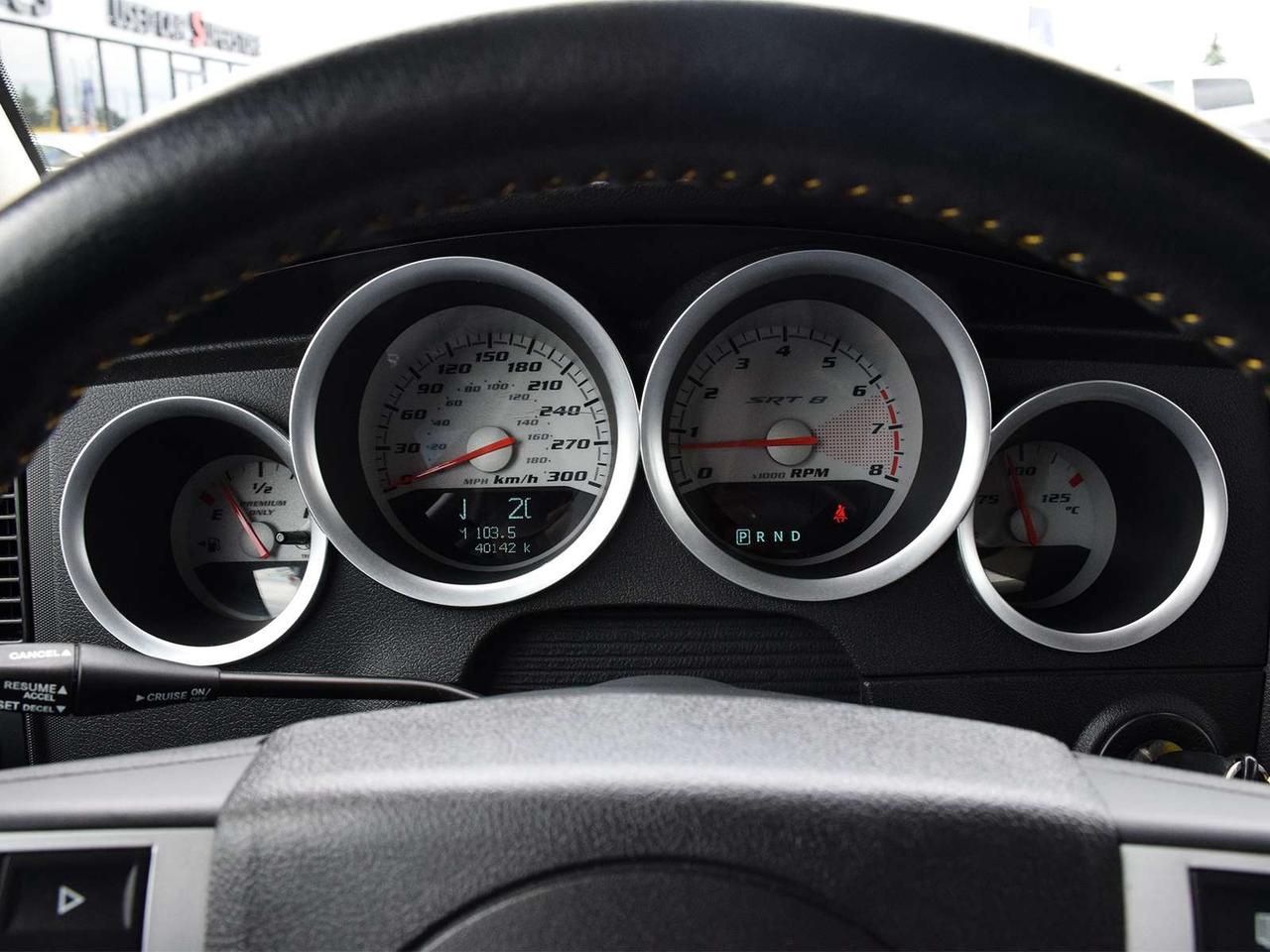 2007 Dodge Charger SRT-8 Super Bee   #932 of 1,000   ONLY 40,000 KM! Photo