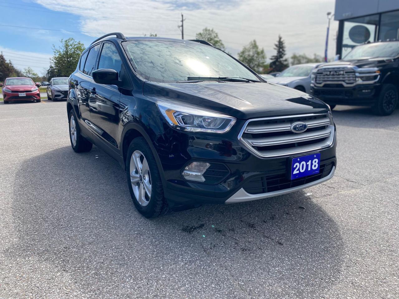 2018 Ford Escape SEL 4WD ~Nav ~Moonroof ~Heated Leather ~Camera Photo4