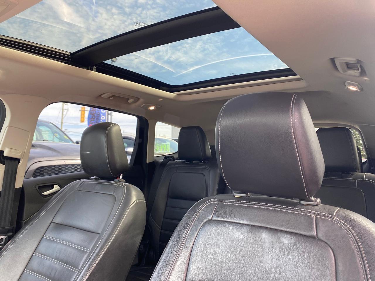 2018 Ford Escape SEL 4WD ~Nav ~Moonroof ~Heated Leather ~Camera Photo