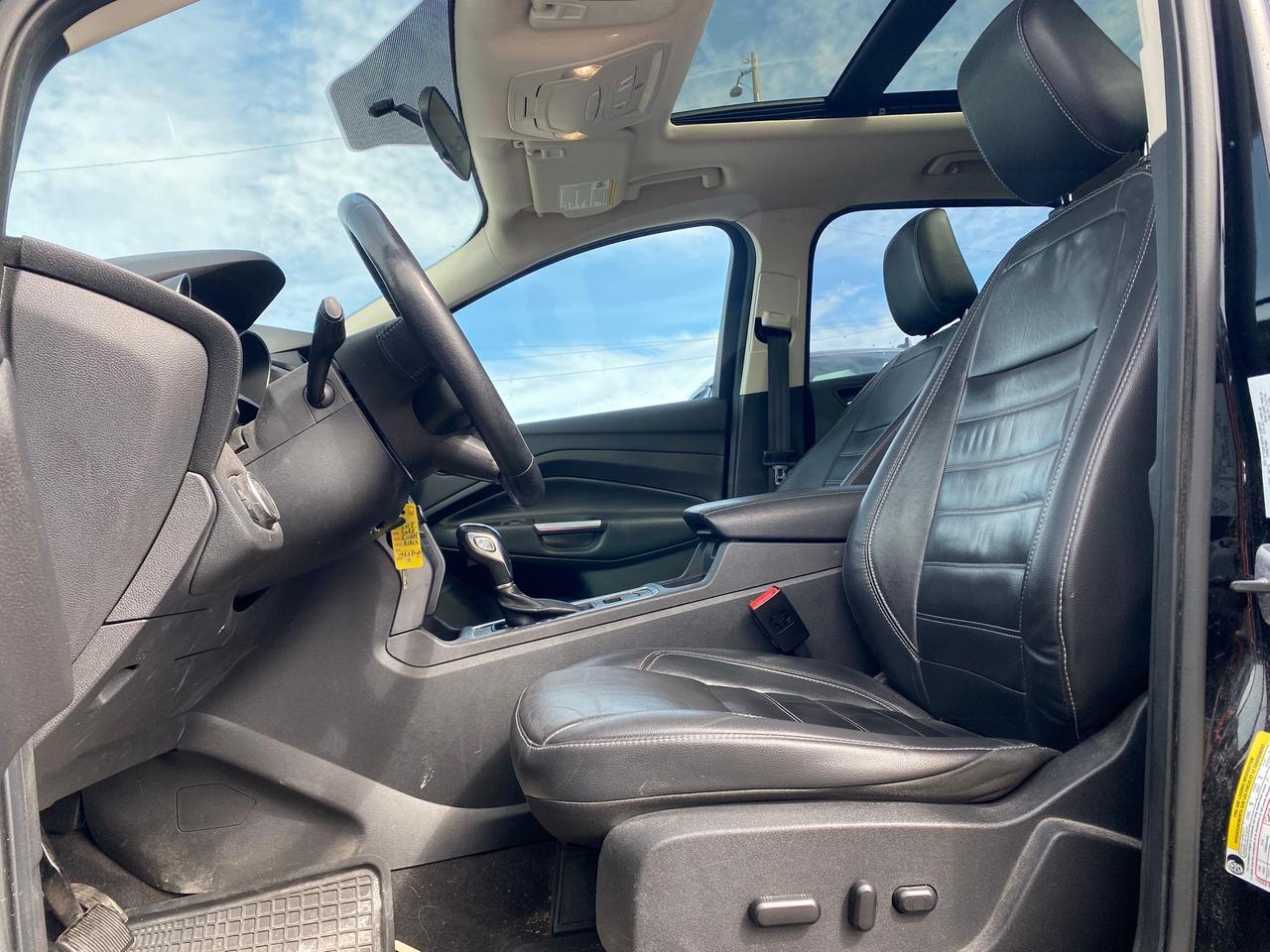 2018 Ford Escape SEL 4WD ~Nav ~Moonroof ~Heated Leather ~Camera Photo
