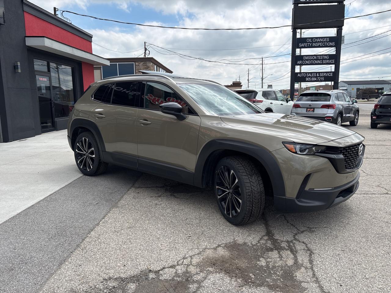 2024 Mazda CX-50 GT AWD Panoroof Leather Nav Back Up Camera Photo