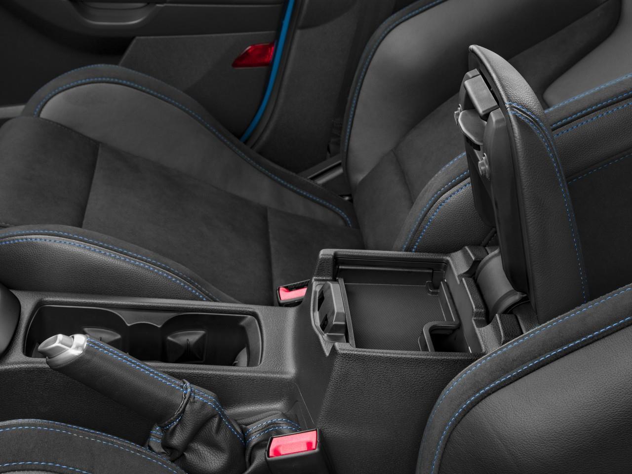 2016 Ford Focus RS Base 4dr Hatchback Photo