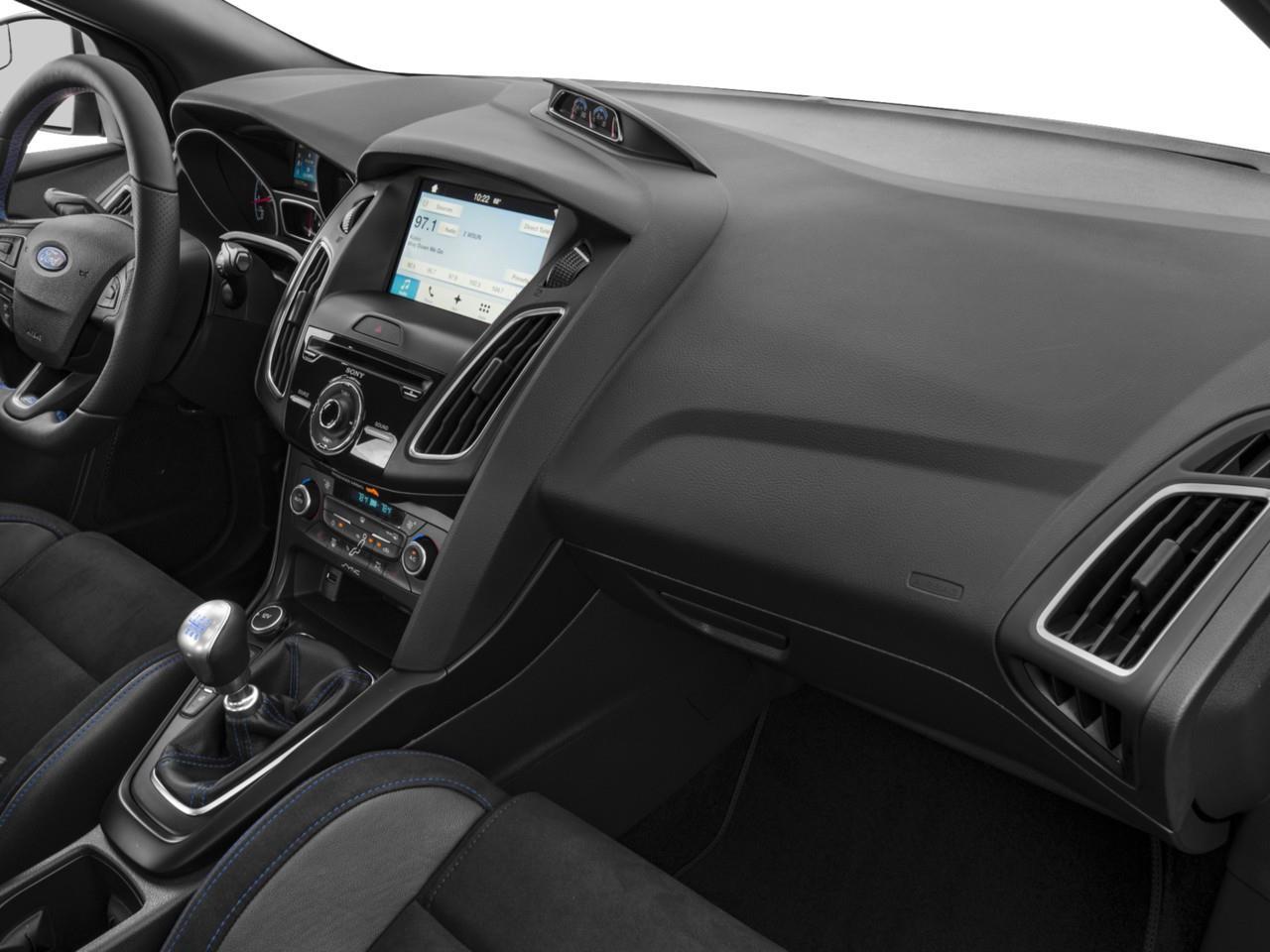 2016 Ford Focus RS Base 4dr Hatchback Photo