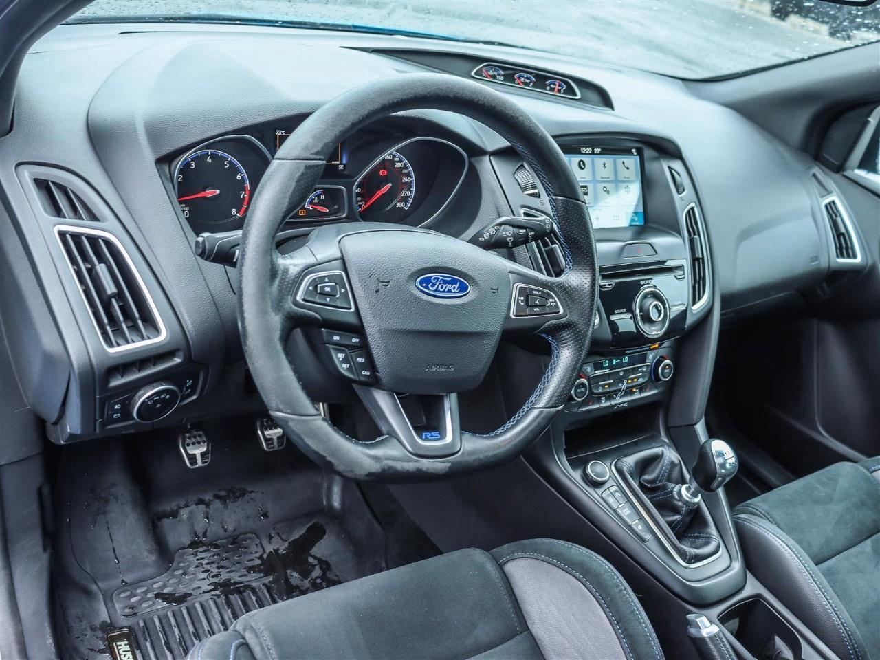 2016 Ford Focus RS Base 4dr Hatchback Photo