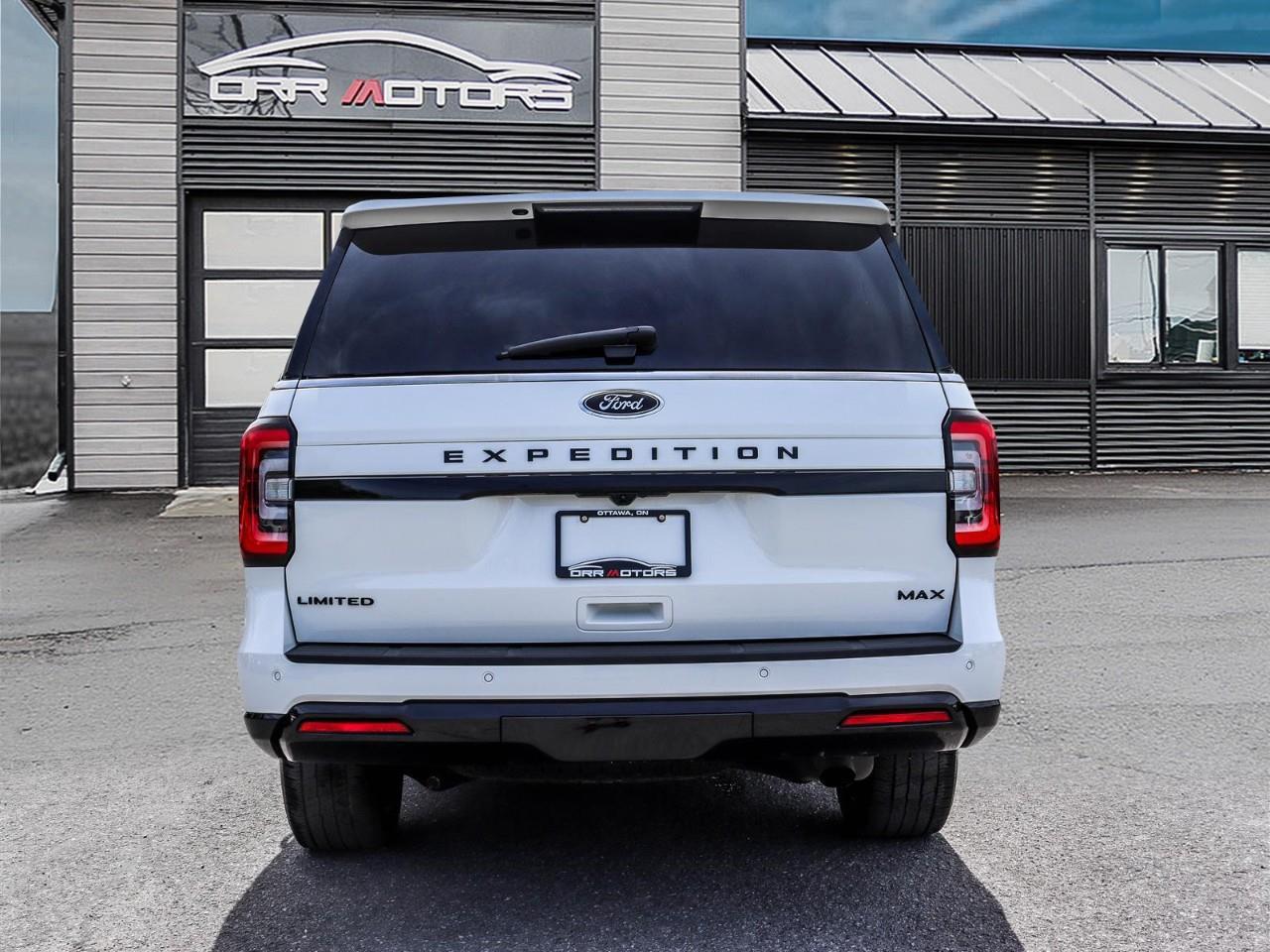 2022 Ford Expedition Max Limited 4dr 4x4 Photo3